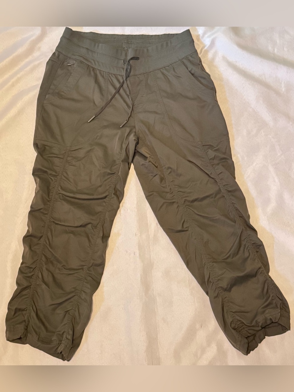 The North Face Women's Aphrodite 2.0 Capri Pants Joggers Dark Green Size Small - Picture 3 of 7
